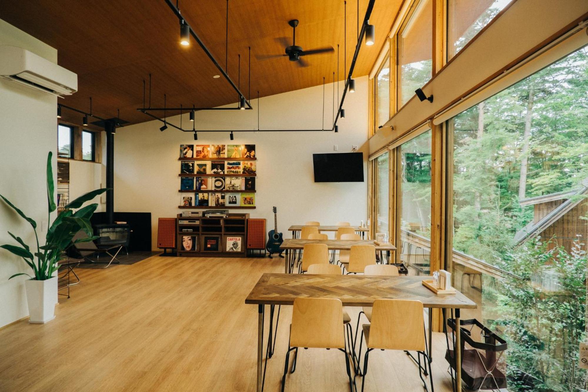 Forest Seasons Villa *